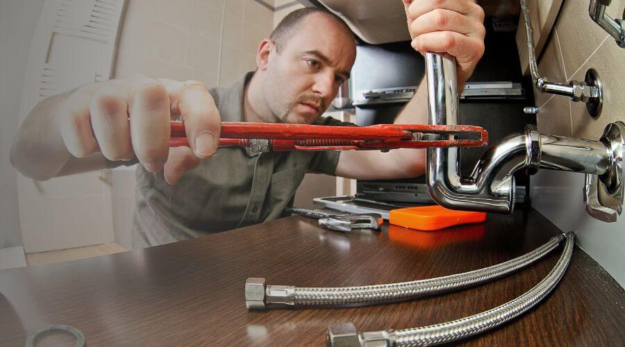 Professional expert plumbing services in Huntington Beach, CA